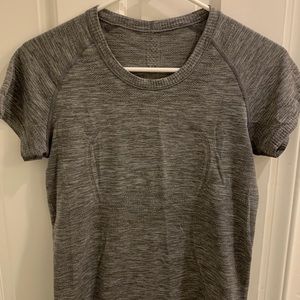 Lululemon swiftly tech size 8